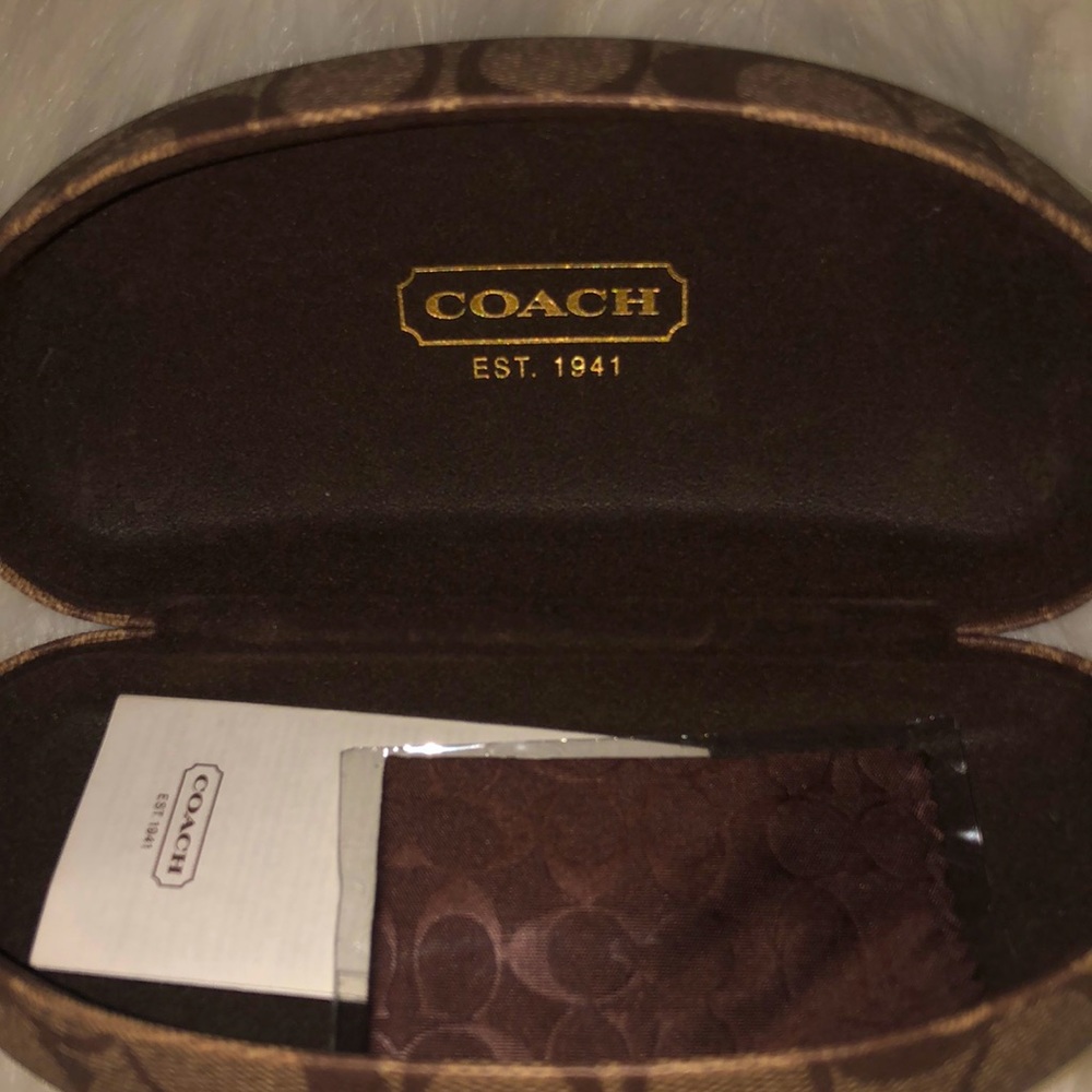 Coach 👓 Case - Picture 3 of 3